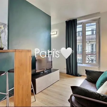 Apartament With ! Paryż